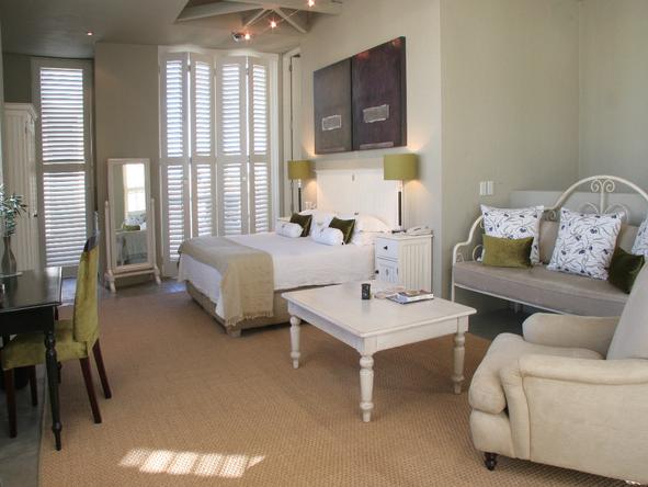 Mosselberg on Grotto Beach - Bedroom1
